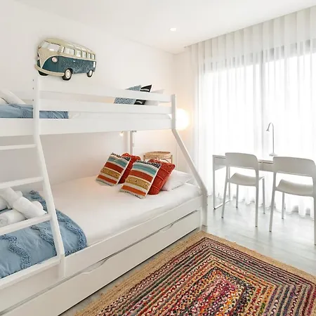 Consolacao & Supertubos - House Ii * Atouguia Da Baleia