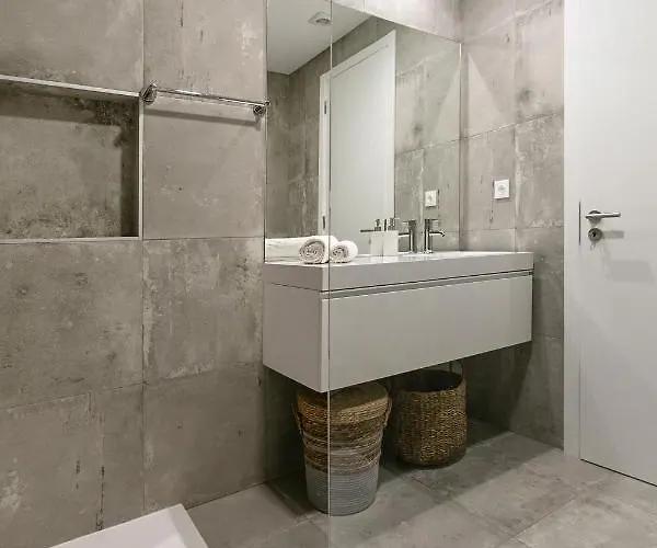 Apartment Consolacao & Supertubos - House Ii Atouguia Da Baleia