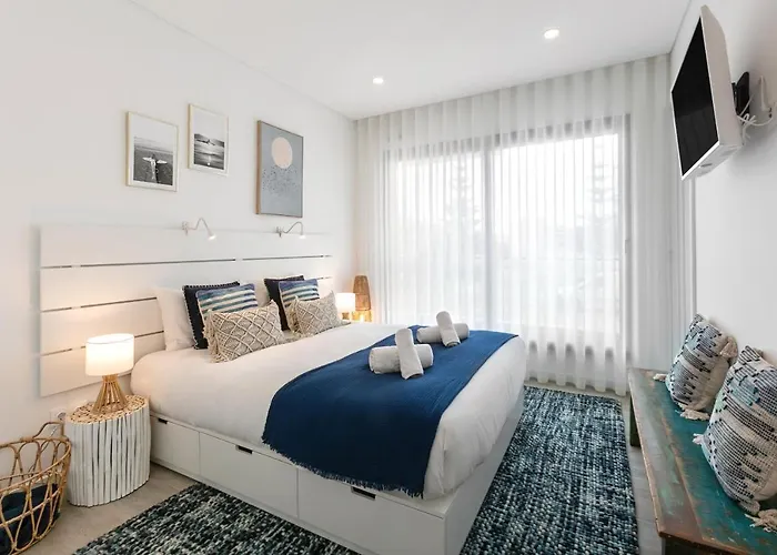 Consolacao & Supertubos - House Ii Atouguia Da Baleia